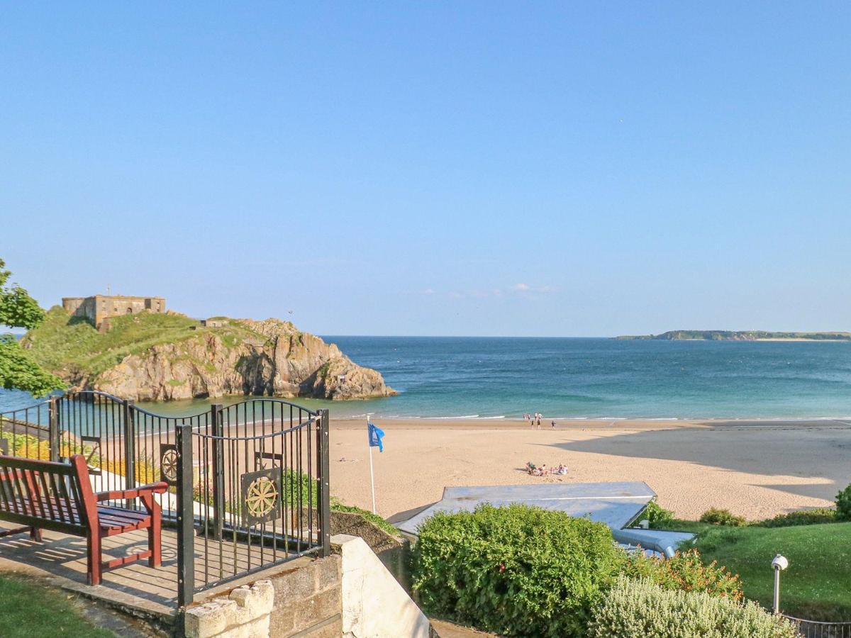 Seashells Apartment Tenby Bagian luar foto